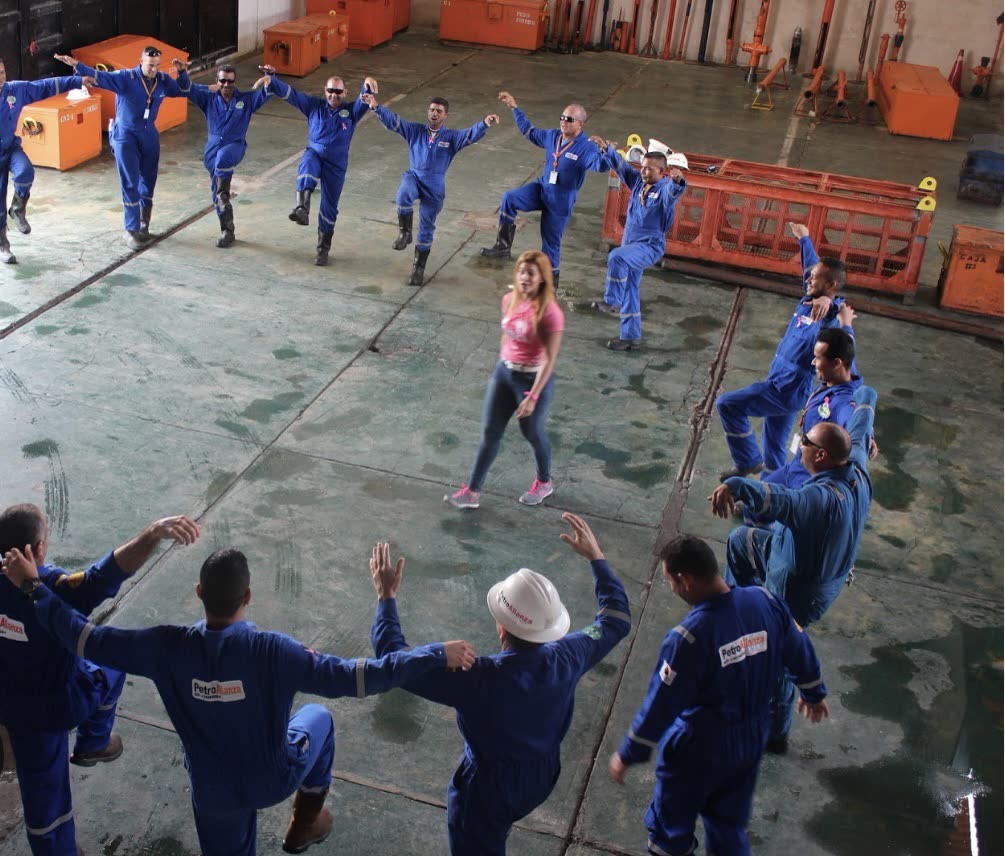 Actividad motivacional en planta industrial