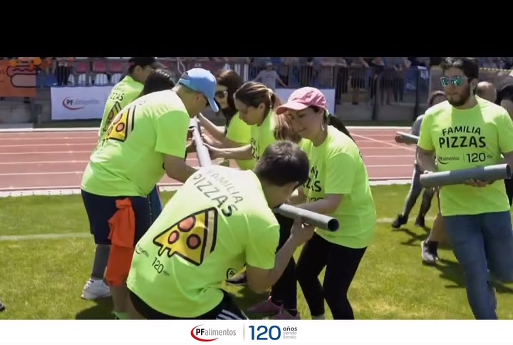 Competencia de equipos en pista