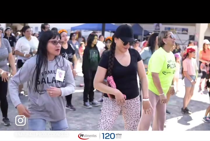 Participantes en evento outdoor